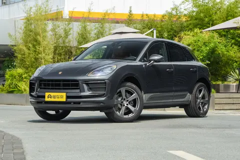 首先它是保时捷其次才是SUV：Macan驾驶体验对比宝马X3、奔驰GLC